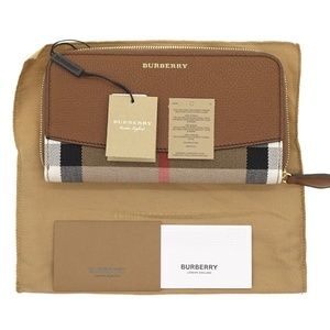 Burberry Elmore Wallet House Check Derby Zip Around Tan New